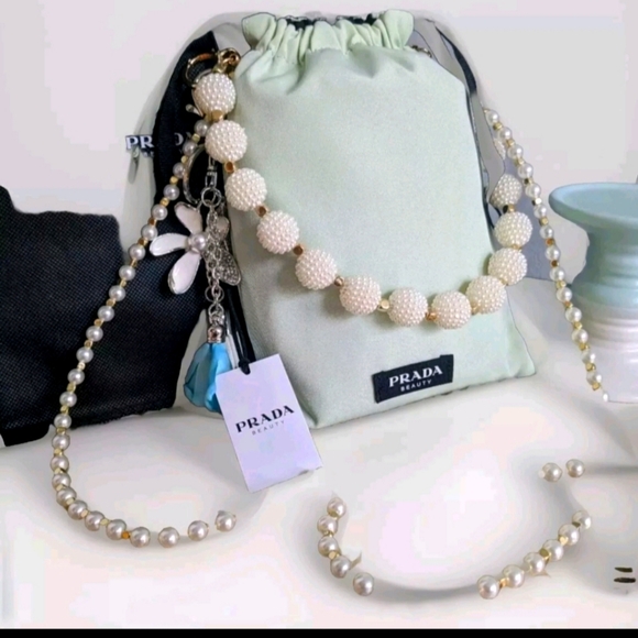 Prada drawstrings pouch/bag - Picture 3 of 11